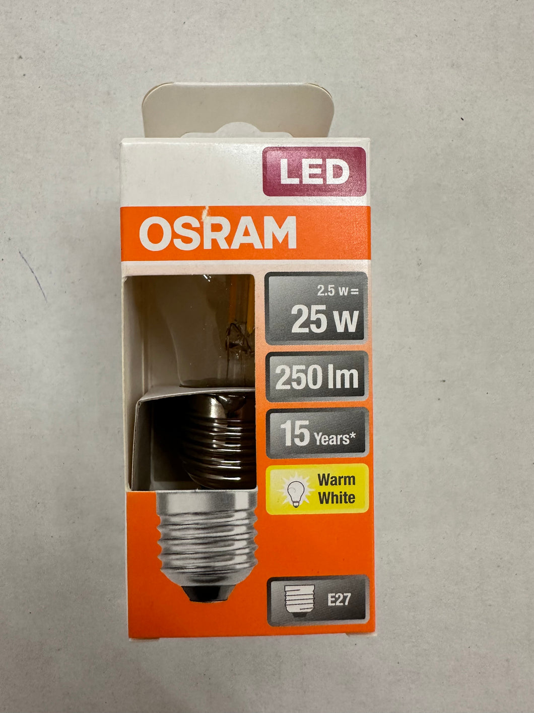 OSRAM LED RETROFIT CLASSIC P, 2,5 W = 25 W, 250 LM, E14, 300 °, 4000  (595)
