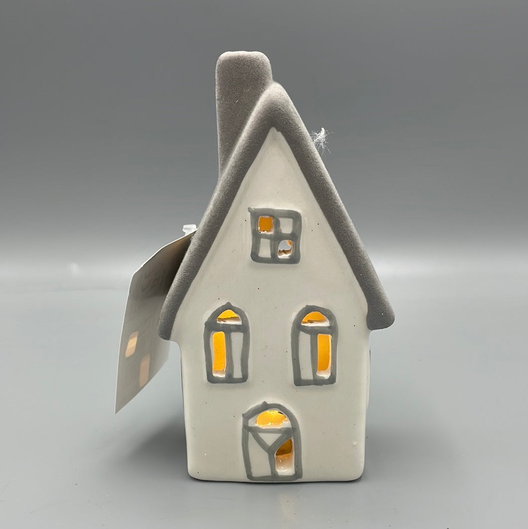 Kleines Keramik-Haus mit LED