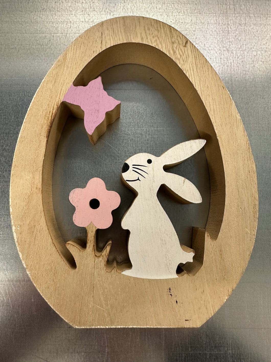 Osterdekoration aus Holz Hase mit Blume