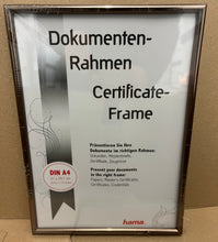 Lade das Bild in den Galerie-Viewer, Hama Bilderrahmen Kunststoffrahmen &quot;Sevilla Dekor&quot;, 21 x 29,7 cm, DIN A4
